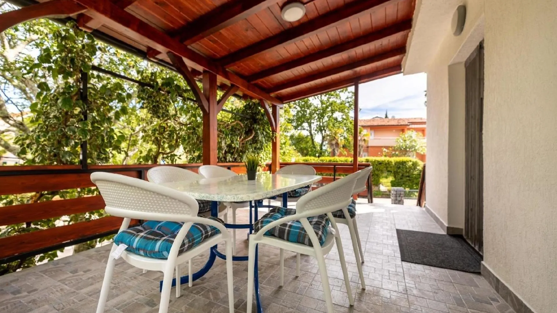 Ferienwohnung Fuer 4 Personen Ca 50 Qm In Njivice, Kvarner Bucht Krk 0*, Njivice